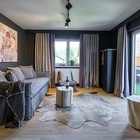 Loretto Apartment